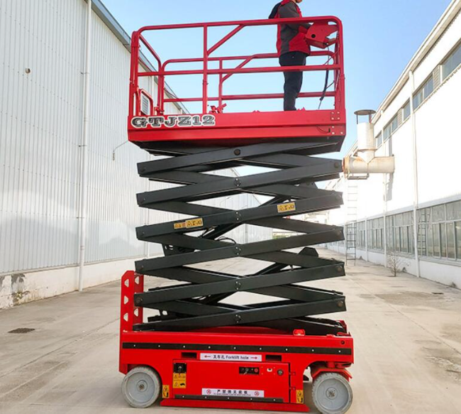 洛扎自行走移动式升降机